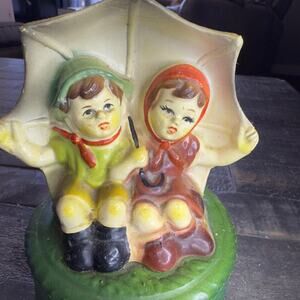 Rotating Music Box Girl And Boy Under Umbrella Japan Vintage